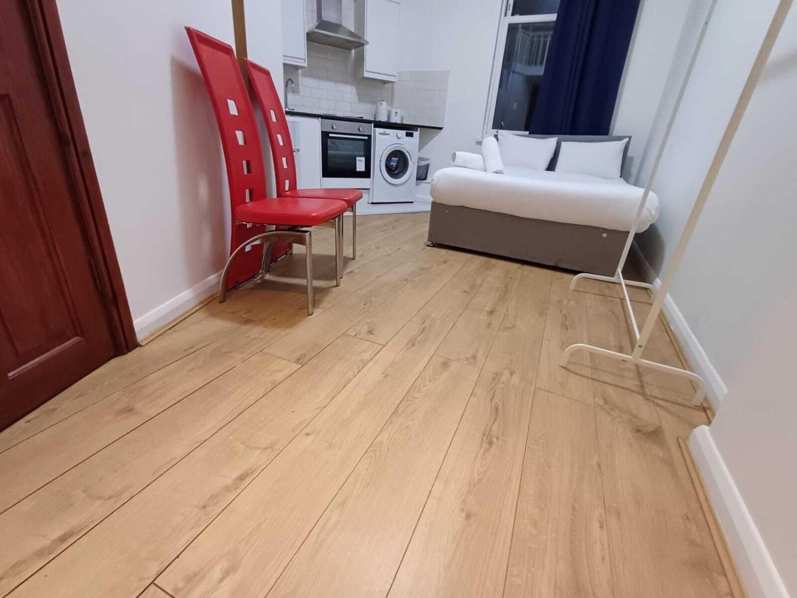Modern Studios Queenspark Londres Habitación foto