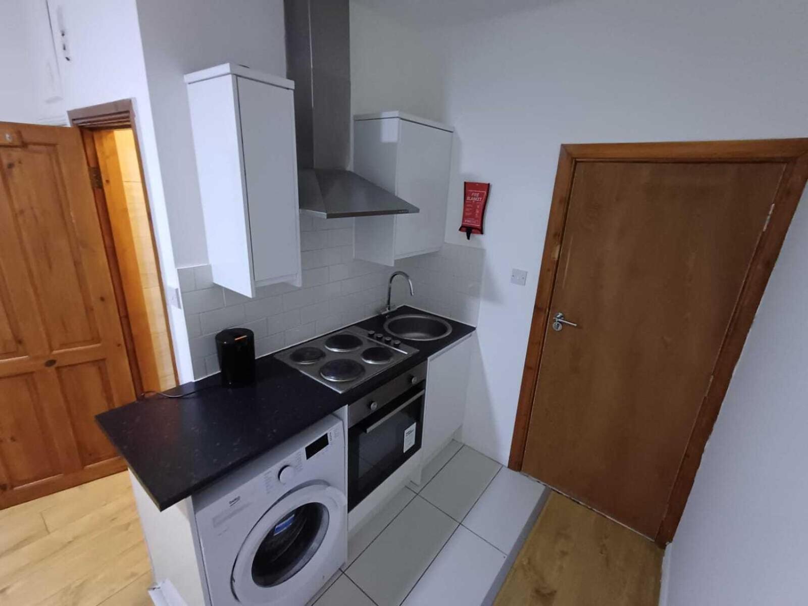 Modern Studios Queenspark Londres Habitación foto